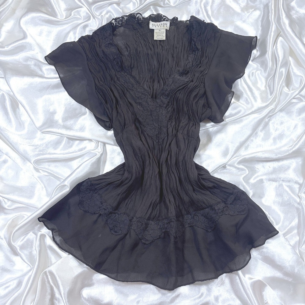 y2k Blouse Black Excellent Allison Taylor Lace Trim Crinkle Pleat Flutter Sleeve